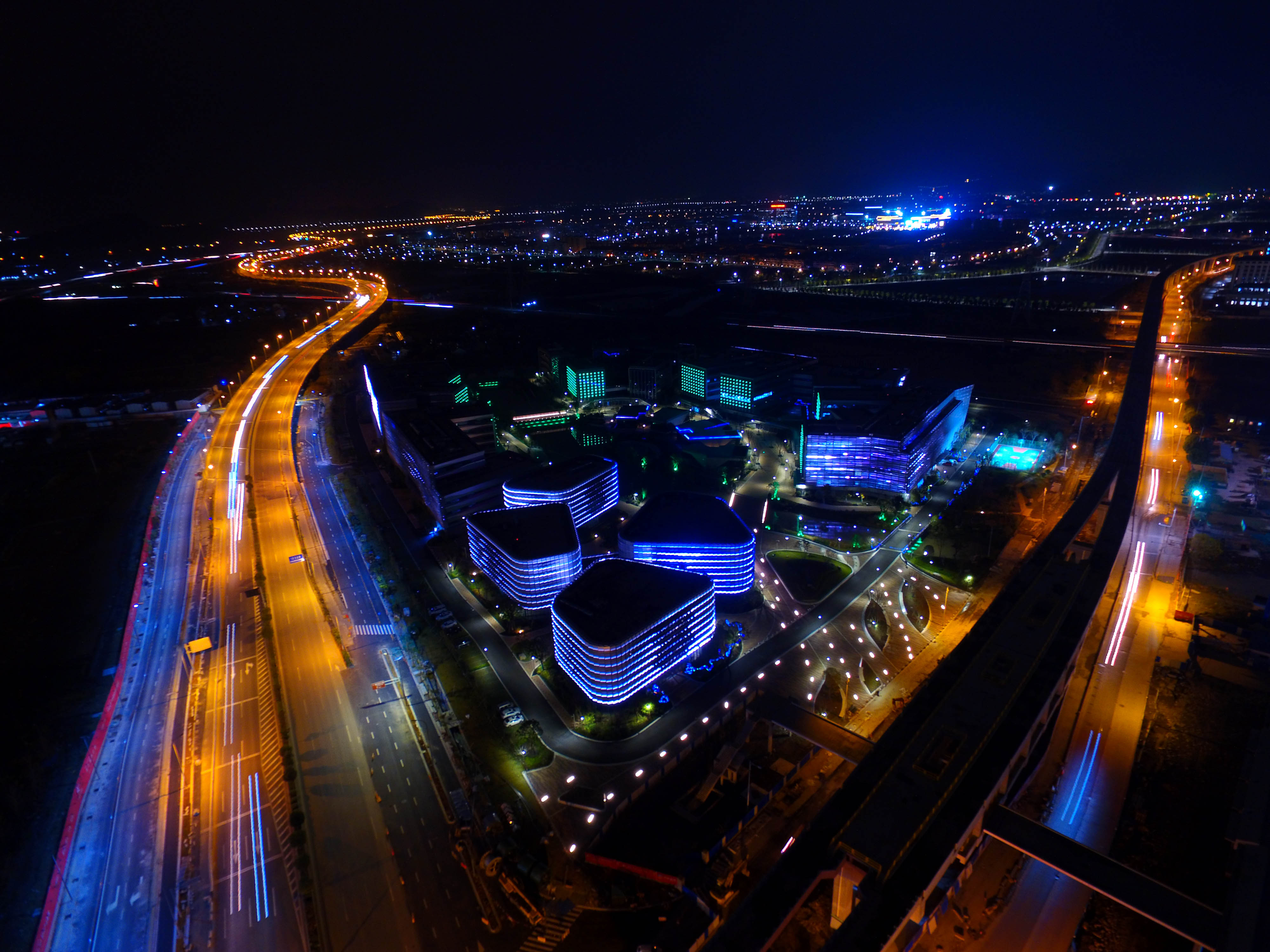 寧波前洋e商小鎮電子商務產業基地室外夜景照明工程2021神燈獎申報